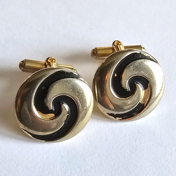 Vintage spiral cufflinks pale gold tone black enamel cuff links swirl men round - Picture 1 of 11